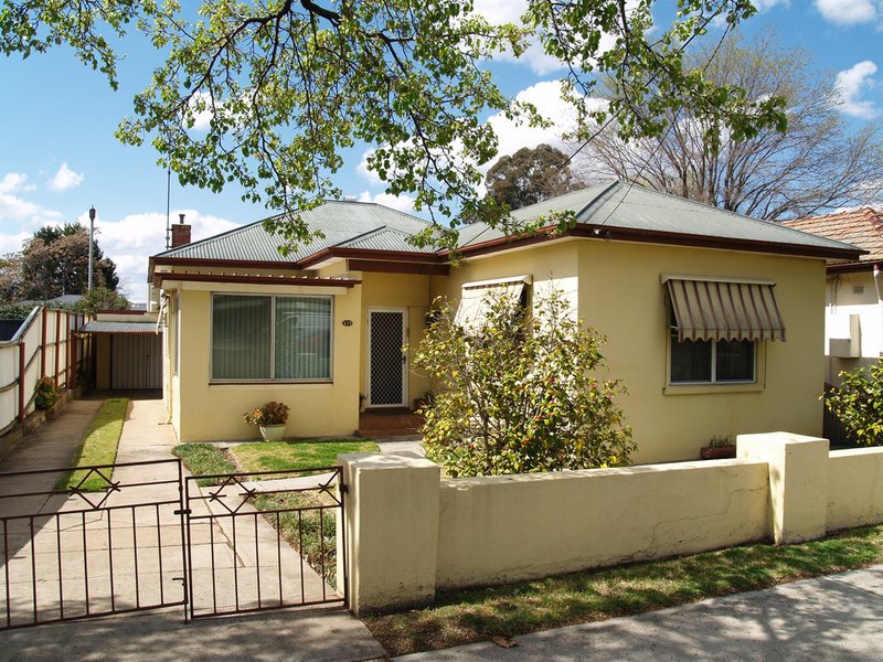 105 Durham Street, Bathurst NSW 2795