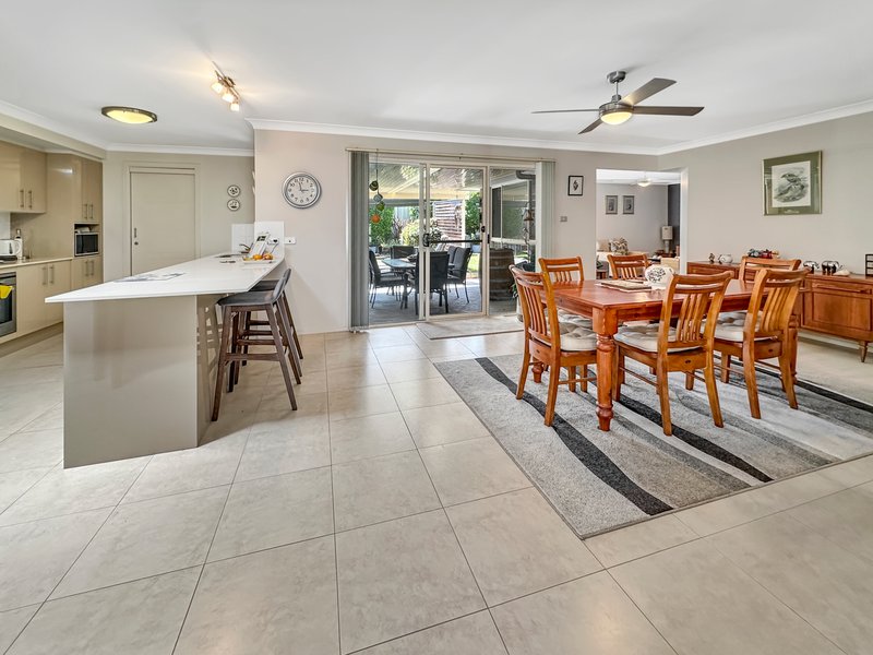 Photo - 105 Edward Road, Batehaven NSW 2536 - Image 3