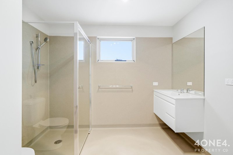 Photo - 105 Fisher Drive, Herdsmans Cove TAS 7030 - Image 10
