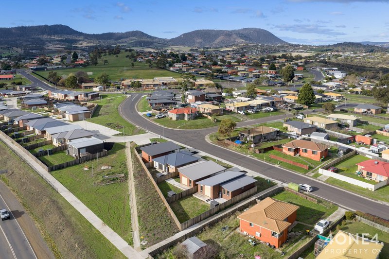 Photo - 105 Fisher Drive, Herdsmans Cove TAS 7030 - Image 16