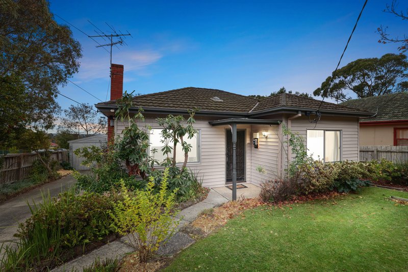 Photo - 105 Forest Road, Ferntree Gully VIC 3156 - Image 1