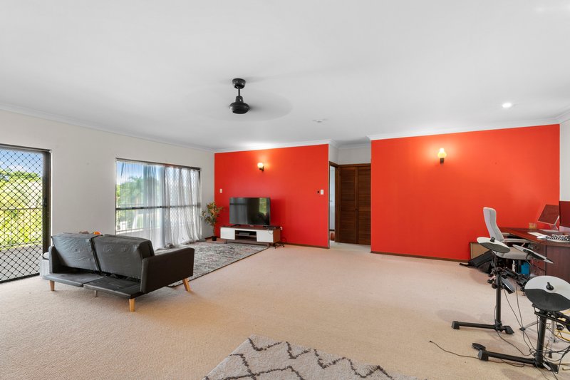 Photo - 105 Gloucester Avenue, Hideaway Bay QLD 4800 - Image 7