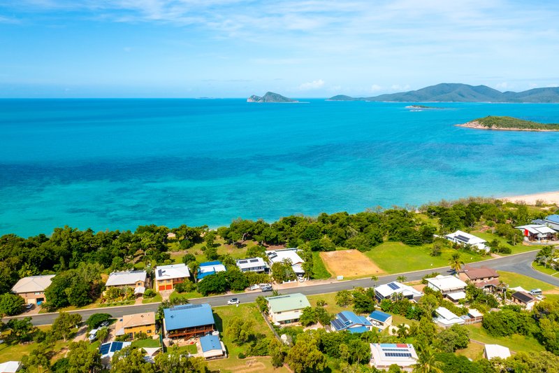 Photo - 105 Gloucester Avenue, Hideaway Bay QLD 4800 - Image 23