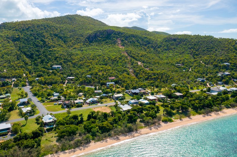 Photo - 105 Gloucester Avenue, Hideaway Bay QLD 4800 - Image 33