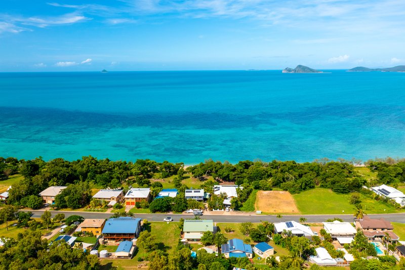 Photo - 105 Gloucester Avenue, Hideaway Bay QLD 4800 - Image 35