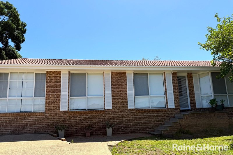 105 Harrow Road, Glenfield NSW 2167