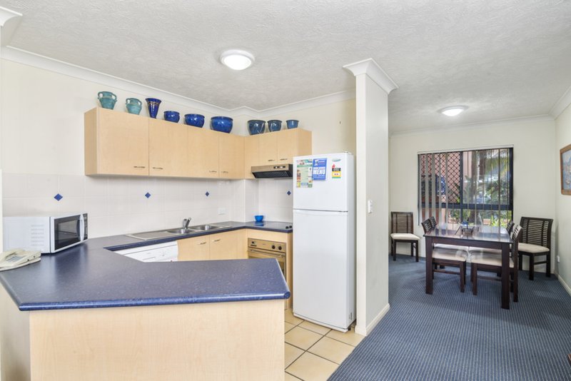 Photo - 10/5 Hill Street, Coolangatta QLD 4225 - Image 3