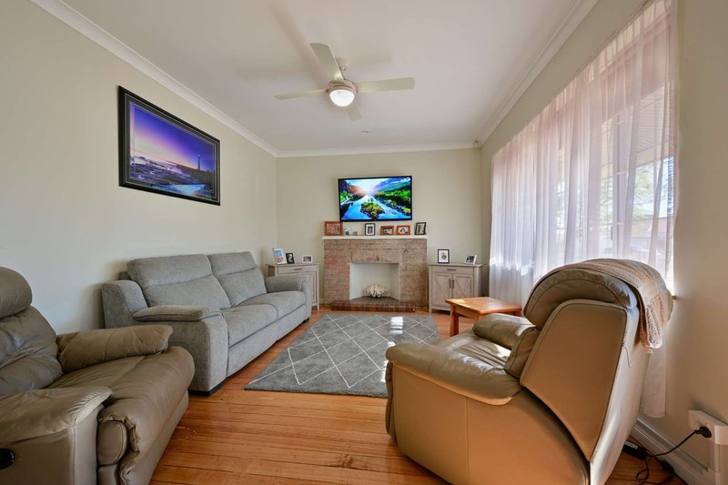 Photo - 105 Lacey Street, Whyalla Playford SA 5600 - Image 4