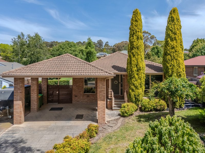 105 Lakeview Drive, Lilydale VIC 3140