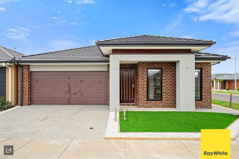 Photo - 105 Lansdowne Parade, Tarneit VIC 3029 - Image 2