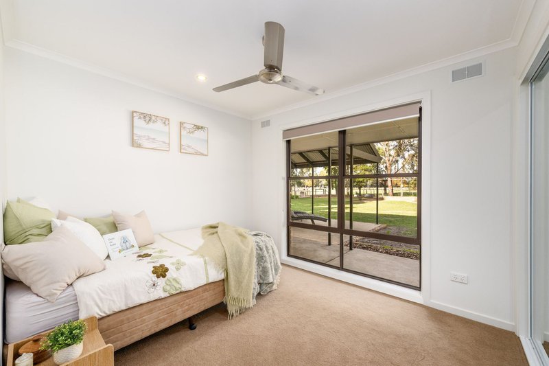 Photo - 105 Laws Drive, Kialla VIC 3631 - Image 14