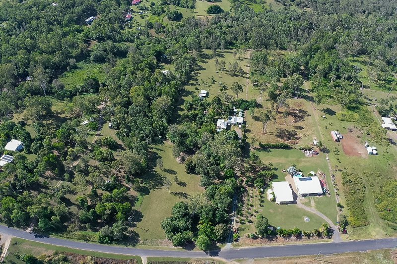 Photo - 105 Lelona Drive, Bloomsbury QLD 4799 - Image 14