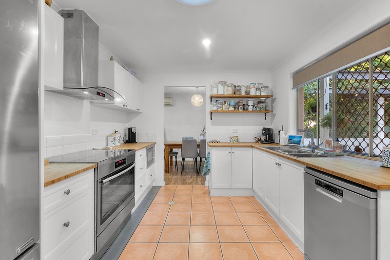 Photo - 105 Mackie Road, Narangba QLD 4504 - Image 6