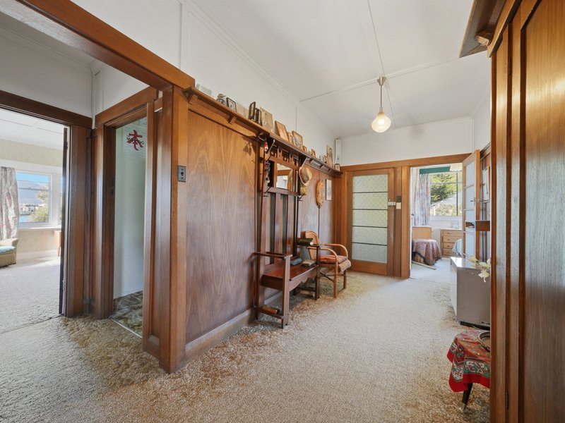 Photo - 105 Main Road, Claremont TAS 7011 - Image 7