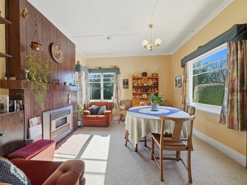 Photo - 105 Main Road, Claremont TAS 7011 - Image 13