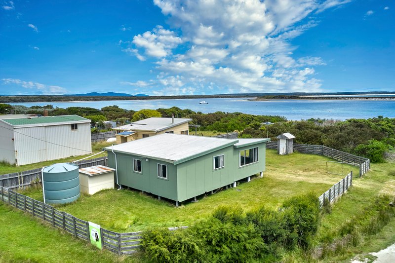 Photo - 105 Main Street, Musselroe Bay TAS 7264 - Image 2