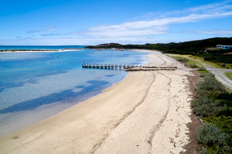 Photo - 105 Main Street, Musselroe Bay TAS 7264 - Image 4