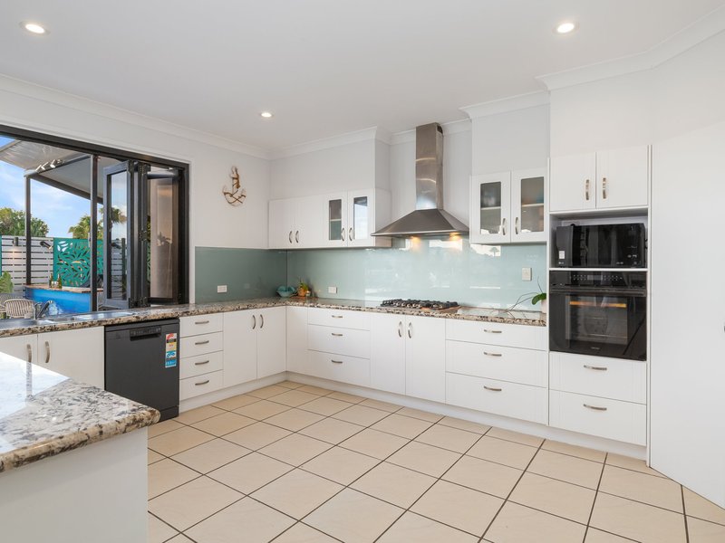 Photo - 105 Marina Boulevard, Banksia Beach QLD 4507 - Image 7