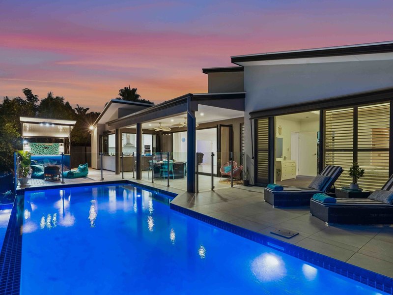 Photo - 105 Marina Boulevard, Banksia Beach QLD 4507 - Image 11