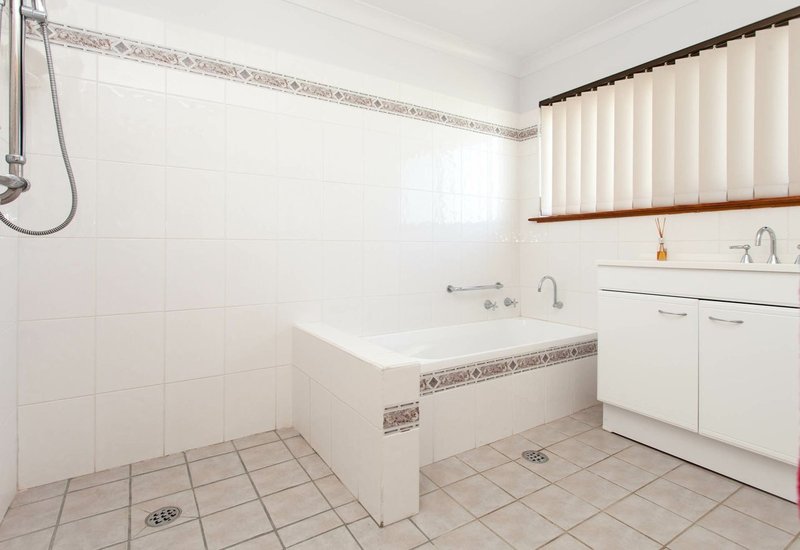 Photo - 105 Melbourne Street, Aberdare NSW 2325 - Image 3