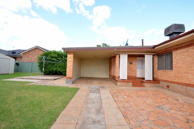 Photo - 105 Ortella Street, Griffith NSW 2680 - Image 8