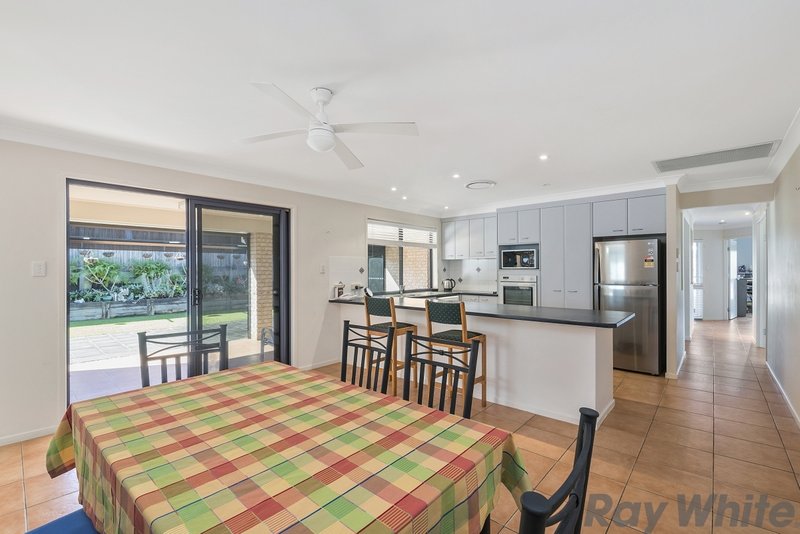 Photo - 105 Parsons Boulevard, Deception Bay QLD 4508 - Image 4