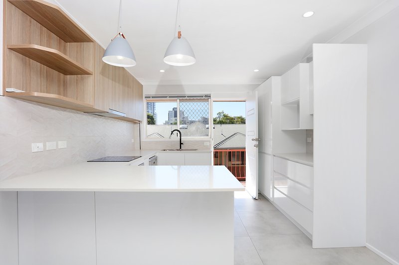 Photo - 10/5 Rose Street, Southport QLD 4215 - Image 4