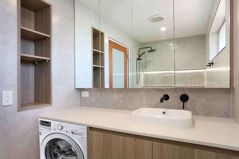 Photo - 10/5 Rose Street, Southport QLD 4215 - Image 9