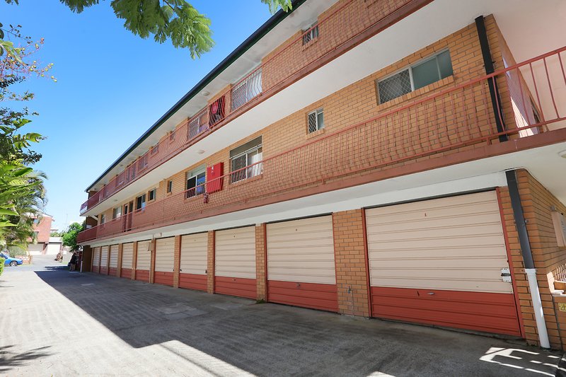 Photo - 10/5 Rose Street, Southport QLD 4215 - Image 13