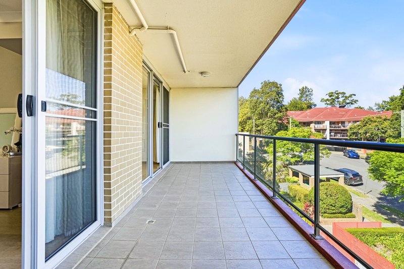 Photo - 10/5 Sherwin Avenue, Castle Hill NSW 2154 - Image 8