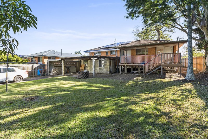 Photo - 105 Sinclair Drive, Ellen Grove QLD 4078 - Image 2