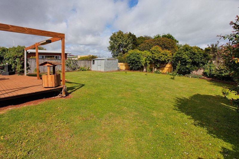 Photo - 105 Sorell Street, Devonport TAS 7310 - Image 13