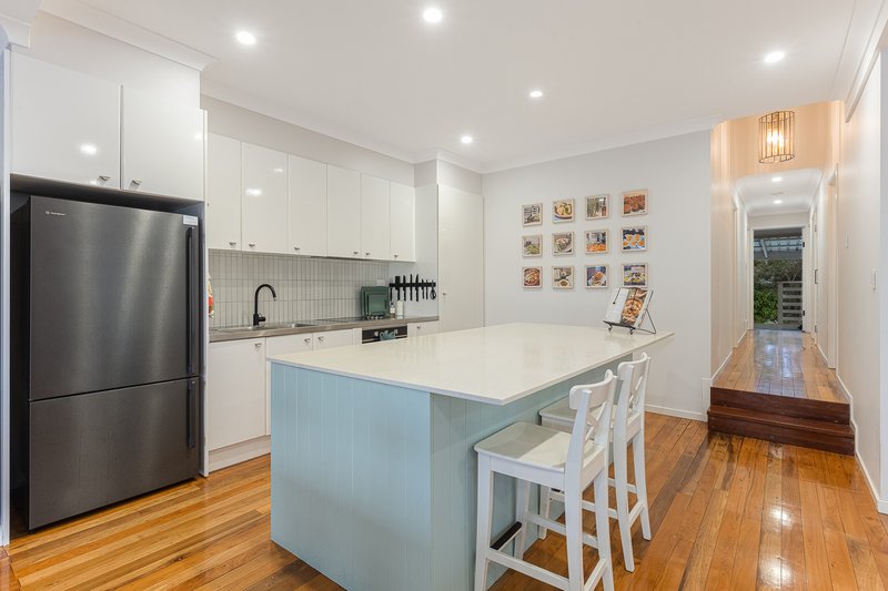 Photo - 105 Spitfire Avenue, Strathpine QLD 4500 - Image 4