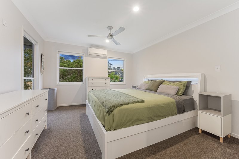 Photo - 105 Spitfire Avenue, Strathpine QLD 4500 - Image 8