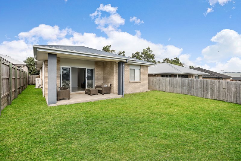 Photo - 105 Stone Ridge Boulevard, Narangba QLD 4504 - Image 16