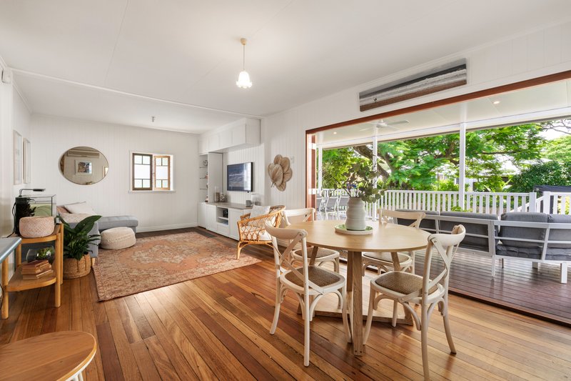 Photo - 105 Swan Street, Gordon Park QLD 4031 - Image 3