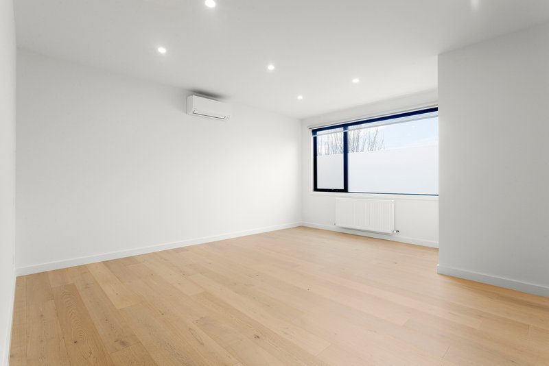 Photo - 105 Truganini Road, Carnegie VIC 3163 - Image 5