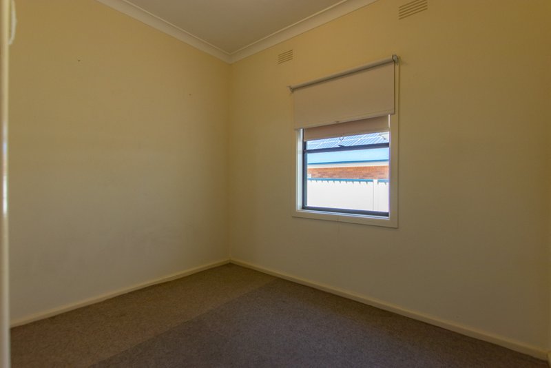 Photo - 105 Tumut Street, Adelong NSW 2729 - Image 10