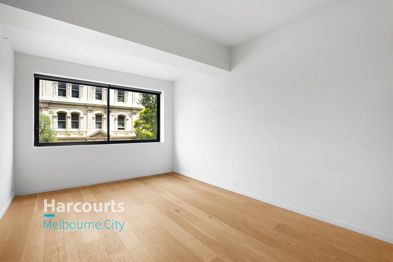 Photo - 105/112 Ireland Street, West Melbourne VIC 3003 - Image 3