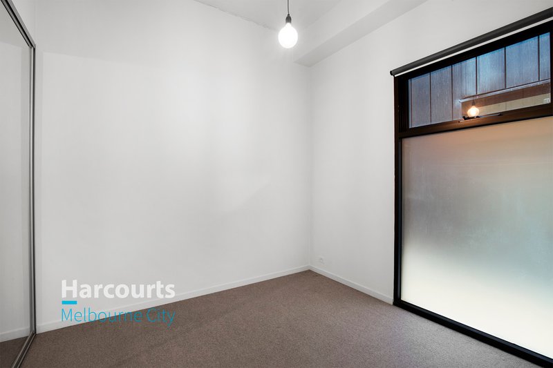 Photo - 105/112 Ireland Street, West Melbourne VIC 3003 - Image 5