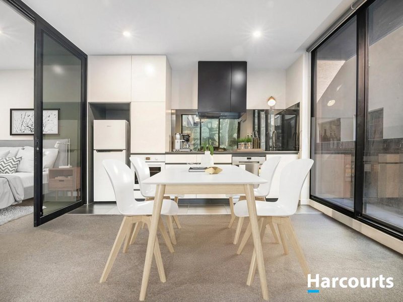 Photo - 105/139 Bourke Street, Melbourne VIC 3000 - Image 3