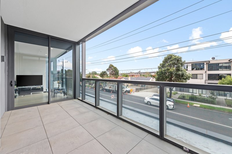 Photo - 105/1408 Centre Road, Clayton South VIC 3169 - Image 9