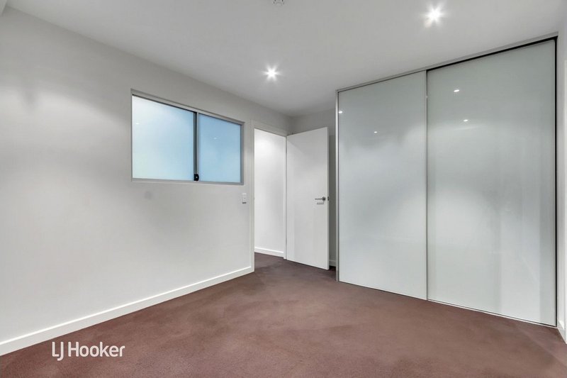 Photo - 105/191 Morphett Street, Adelaide SA 5000 - Image 11