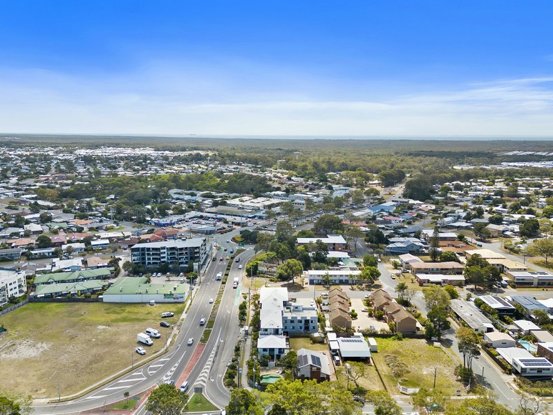 Photo - 10/52-54 Winston Drive, Bongaree QLD 4507 - Image 15