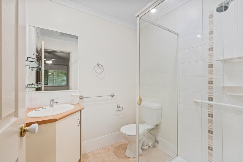 Photo - 105/2 Ford Court, Carindale QLD 4152 - Image 8
