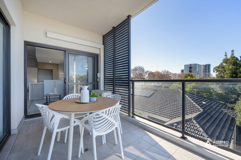 Photo - 105/21 Kishorn Road, Applecross WA 6153 - Image 25