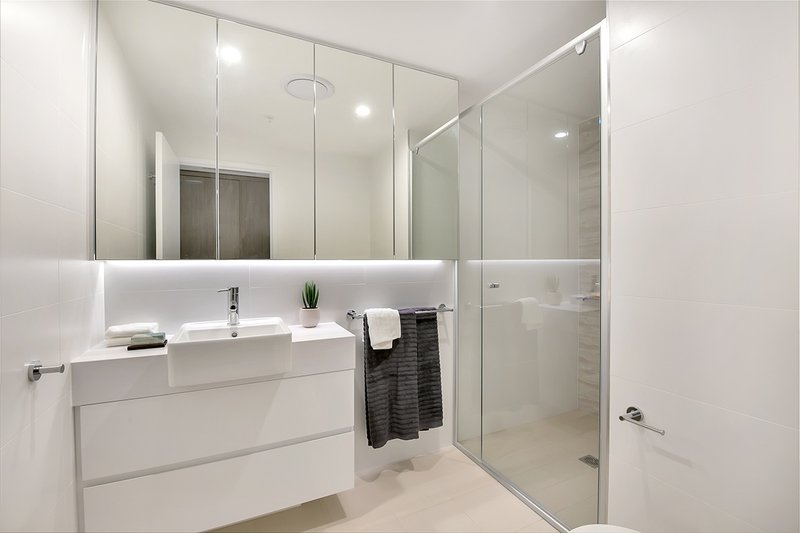 Photo - 1052/123 Cavendish Road, Coorparoo QLD 4151 - Image 6