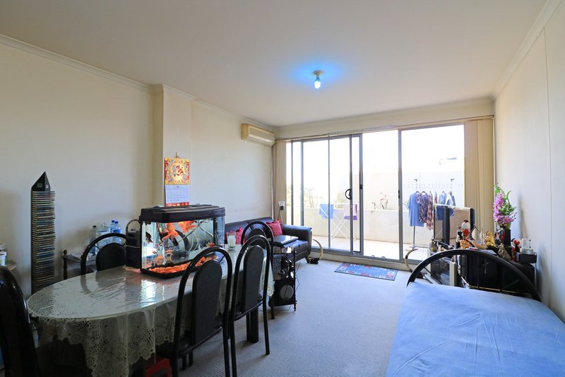 Photo - 105/28 Smart Street, Fairfield NSW 2165 - Image 2