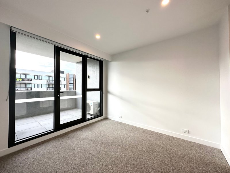 Photo - 105/3 Orchid Street, Clayton South VIC 3169 - Image 3