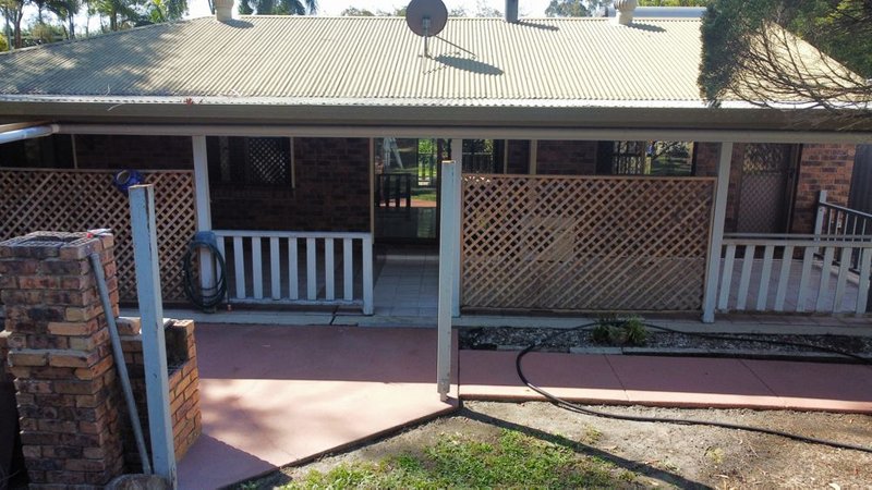 Photo - 1053 Pumicestone Road, Toorbul QLD 4510 - Image 5